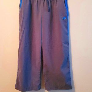4 for $25 Nike Athletic Pants in Small